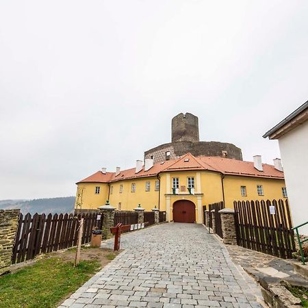 Penzion Hradu Svojanov Svojanov  Экстерьер фото