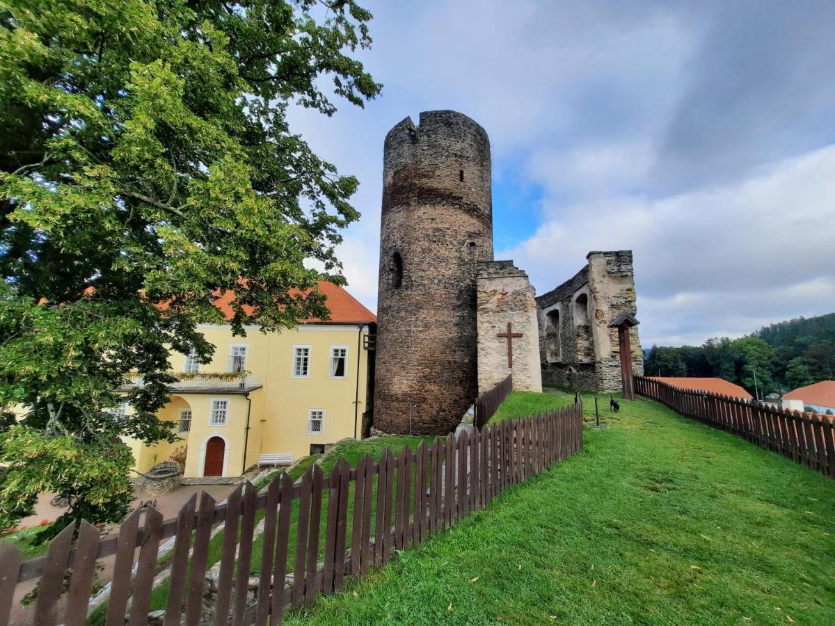 Penzion Hradu Svojanov Svojanov  Экстерьер фото