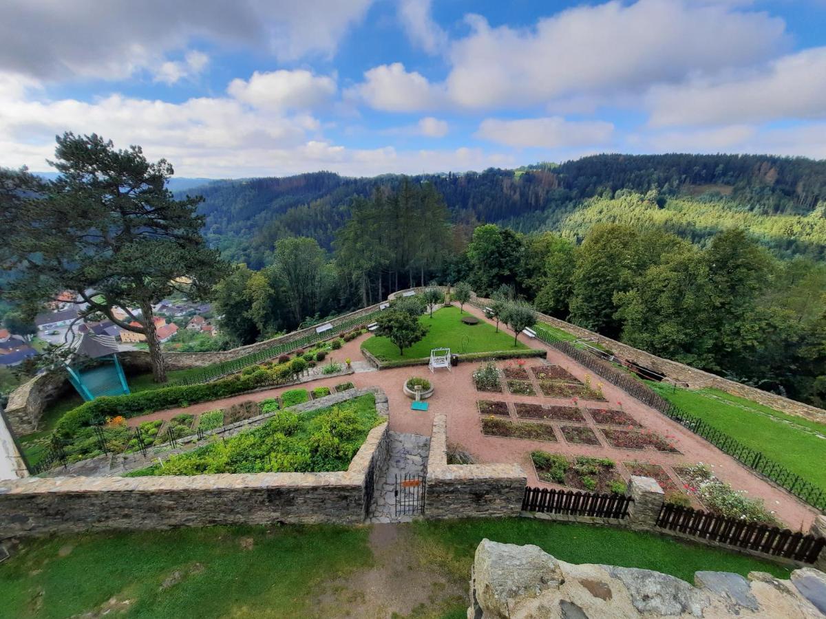 Penzion Hradu Svojanov Svojanov  Экстерьер фото
