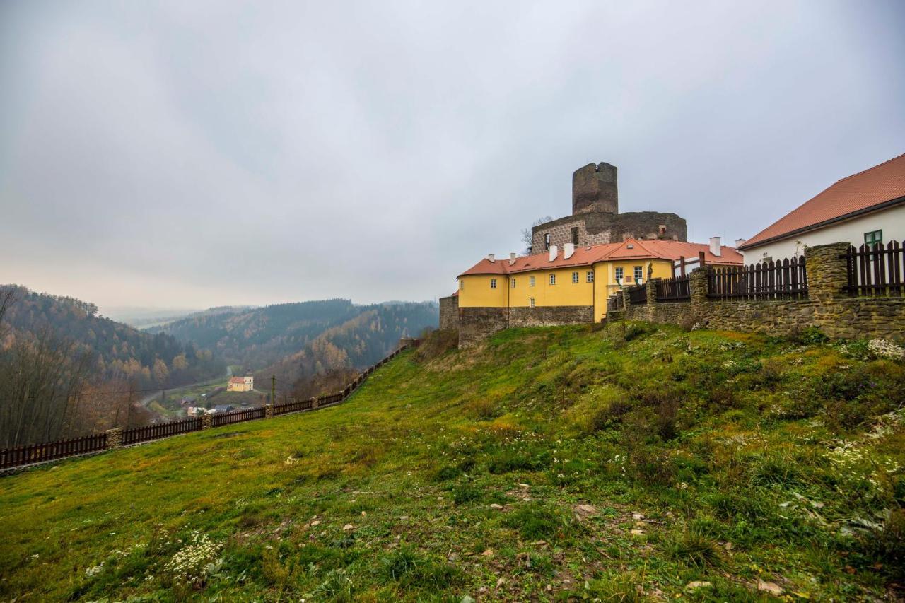 Penzion Hradu Svojanov Svojanov  Экстерьер фото