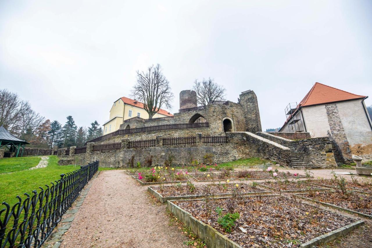 Penzion Hradu Svojanov Svojanov  Экстерьер фото